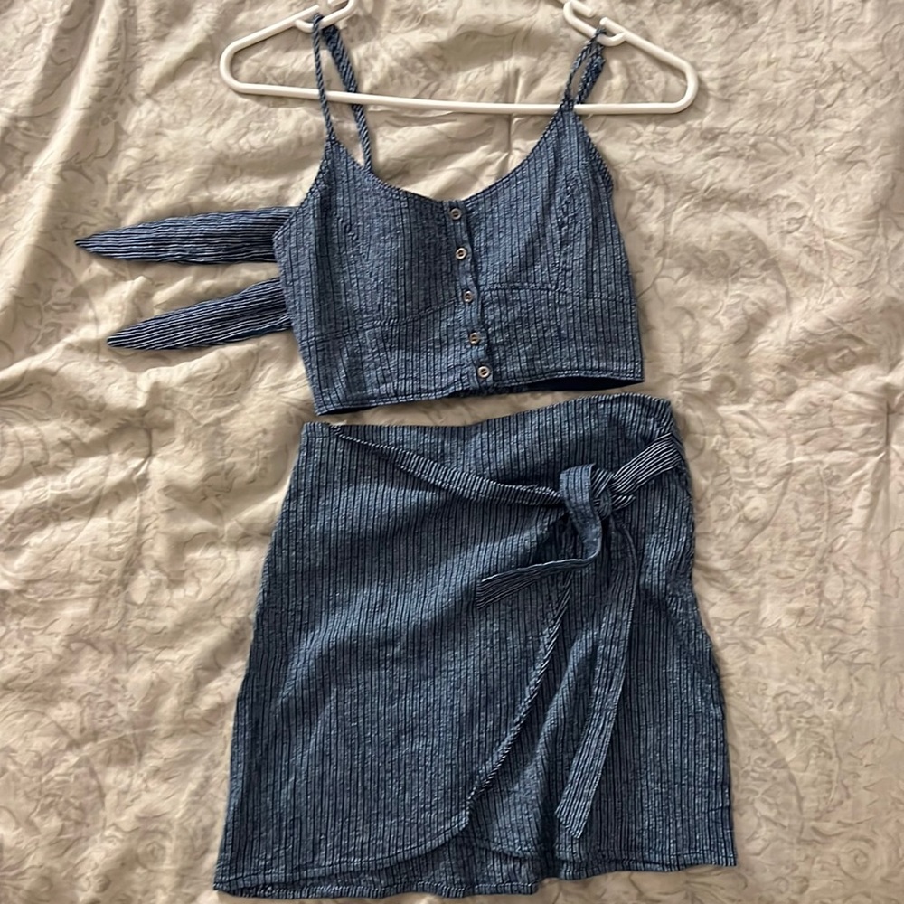 Cropped tank and wrap skirt set
